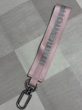 Lululemon Never Lost Keychain